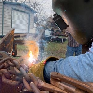 Meet your Posher, Maverick